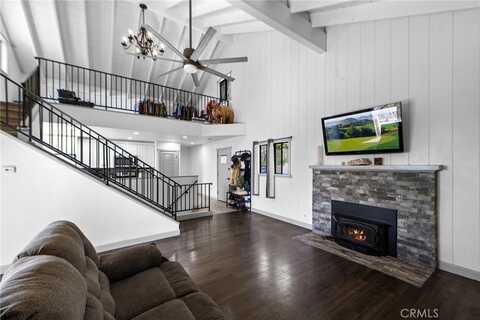 26429 Apache Trail, Rimforest, CA 92378