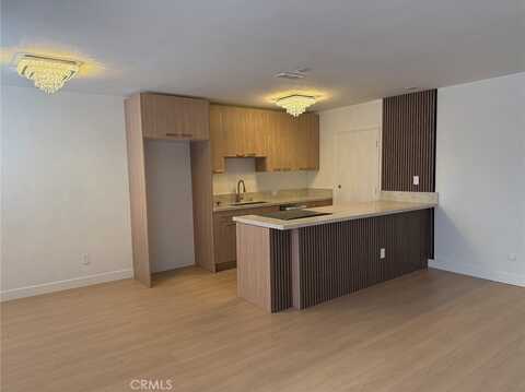 960 Larrabee Street, West Hollywood, CA 90069