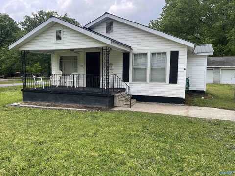 1319 Crest Avenue, Gadsden, AL 35901