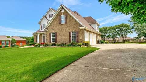 22180 Diamond Pointe Drive, Athens, AL 35613