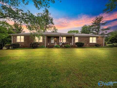 6109 Fairfield Drive, Huntsville, AL 35811
