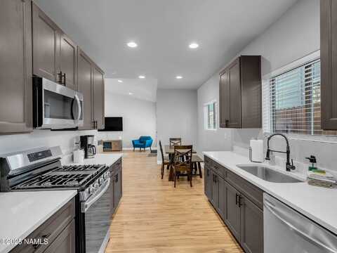 2954 S Perdiz Lane, Flagstaff, AZ 86001