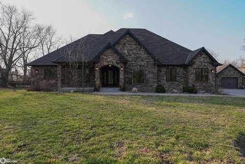 617 B Avenue E, Albia, IA 52531