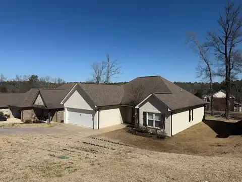 207 Forest Glen Drive, Oxford, MS 38655