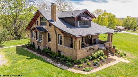 1042 Fort Martin Road, Maidsville, WV 26541