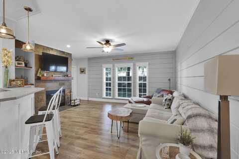 34 JARDIN DE MER Place, Jacksonville Beach, FL 32250
