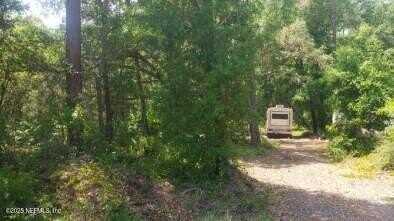 2753 S HIGHWAY 17, Crescent City, FL 32112