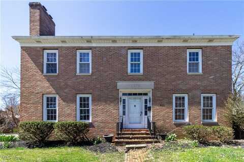 559 Wadsworth Road, Medina, OH 44256