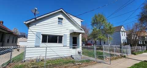 3706 Walton Avenue, Cleveland, OH 44113