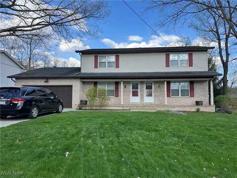 3705-3709 Iona Avenue, Stow, OH 44224