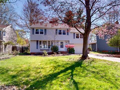 1025 Professor Road, Lyndhurst, OH 44124