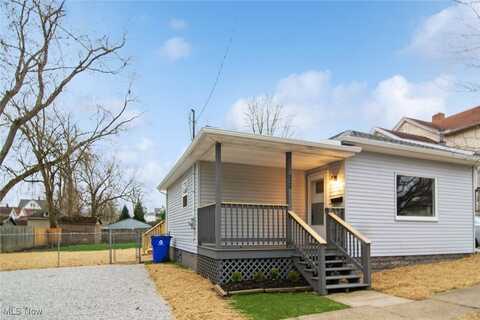 326 E Highland Avenue, Ravenna, OH 44266