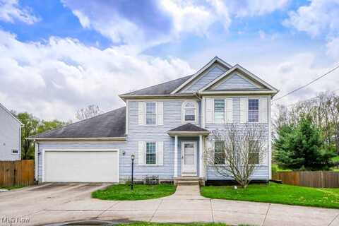 1316 Schneider Street NW, North Canton, OH 44720