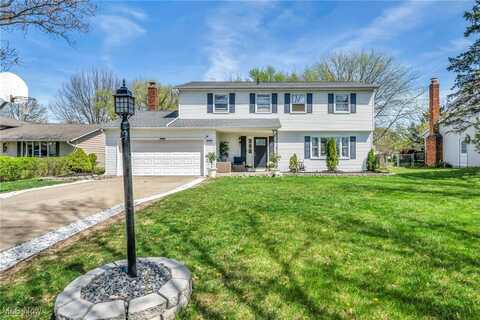 8381 Lorraine Drive, Strongsville, OH 44149