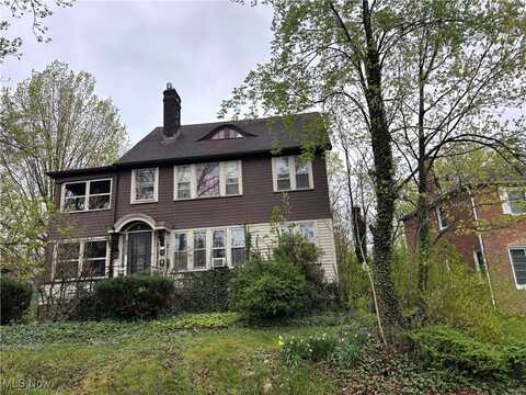 2628 Euclid Heights Boulevard, Cleveland Heights, OH 44106
