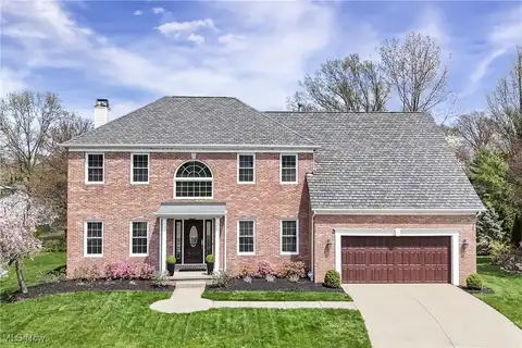 16429 Hampton Chase, Strongsville, OH 44136