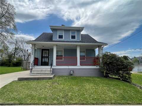 7706 Connecticut Avenue, Garfield Heights, OH 44105