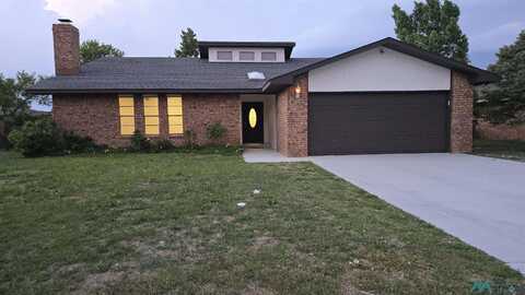 800 Rosewood Drive, Clovis, NM 88101