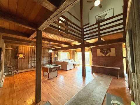 1450 King Hill Road, Readsboro, VT 05350