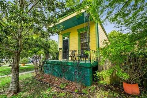 1700 BARTHOLOMEW Street, New Orleans, LA 70117