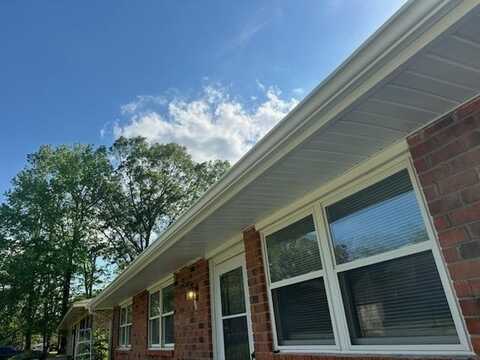 8995 GOV PLEASANT Drive, Baton Rouge, LA 70811