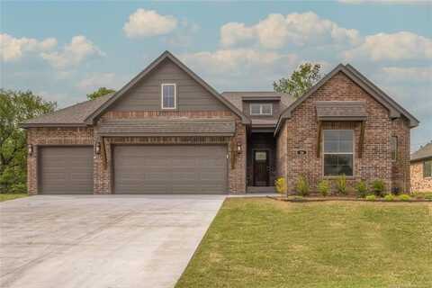 26 E 32nd Street, Sand Springs, OK 74063