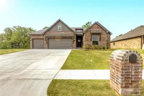 26 E 32nd Street, Sand Springs, OK 74063