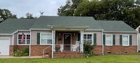 2122 Fredonia Street, Muskogee, OK 74403