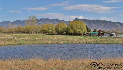 25 Big Sky Rd, Cody, WY 82414
