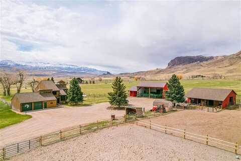 30 Elk Meadow Dr, Cody, WY 82414