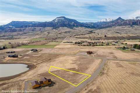 136 Copperleaf Dr, Cody, WY 82414