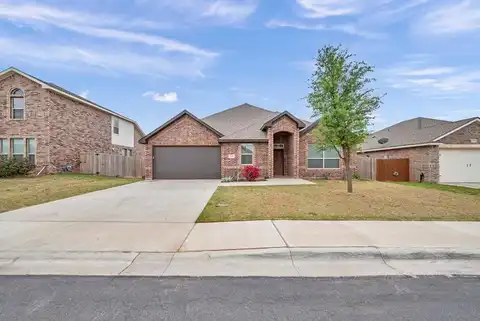 2306 Ridgeway Court, Midland, TX 79705