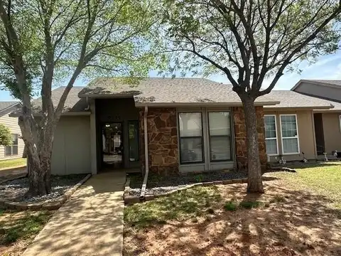 10200 SHADOWRIDGE Drive, Oklahoma City, OK 73159
