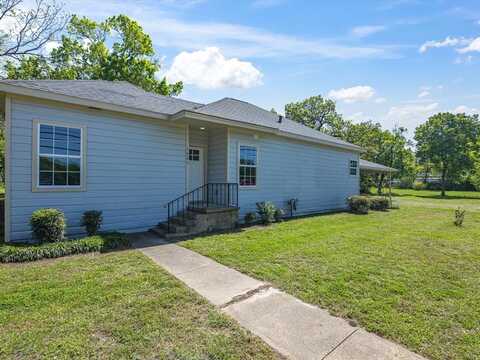 1001 W Lampasas Street, Ennis, TX 75119