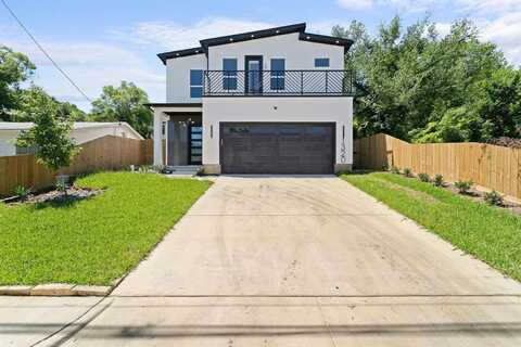 1320 Compton Street, Dallas, TX 75203
