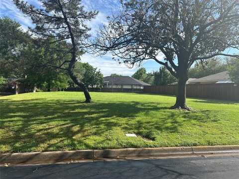 337 Circleview Drive N, Hurst, TX 76054