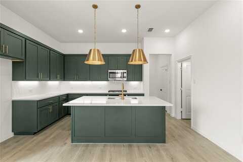 921 Janwood, Plano, TX 75075