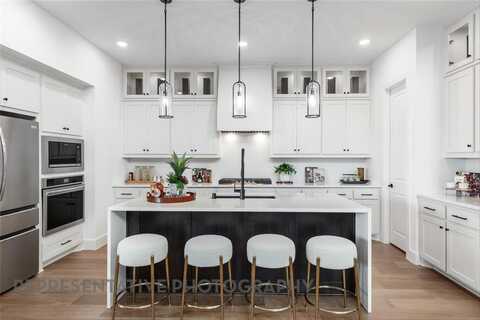4417 Silver Spur Court, Aubrey, TX 76227