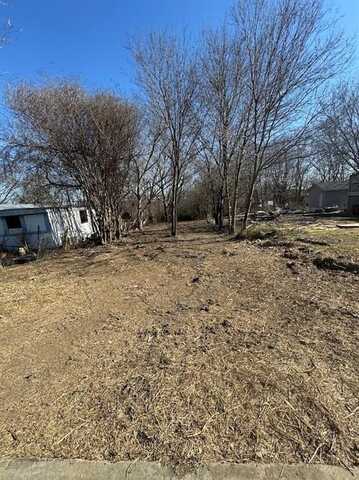 213 Vickie Drive, Seagoville, TX 75159