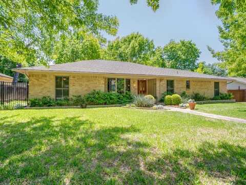 4262 Royal Ridge Drive, Dallas, TX 75229