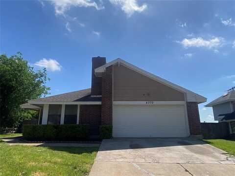 4370 Ashley Lane, Grand Prairie, TX 75052
