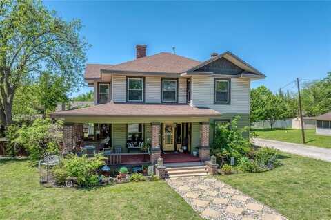 530 S Waco Street, Van Alstyne, TX 75495