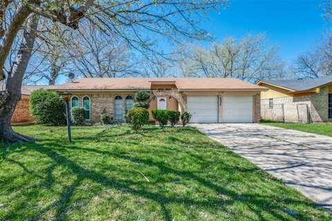6932 Maryhill Road, Forest Hill, TX 76140