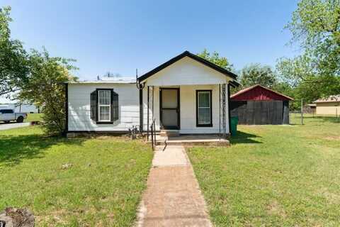 690 S Sixth Street, Stephenville, TX 76401