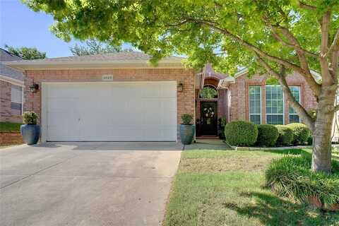 4828 Valley Springs Trail, Fort Worth, TX 76244