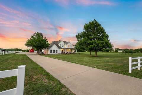 1008 Creek Hollow Lane, Fort Worth, TX 76131