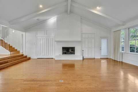 6020 Meadowcreek Drive, Dallas, TX 75248