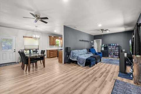 700 W Palo Pinto Street, Santo, TX 76472