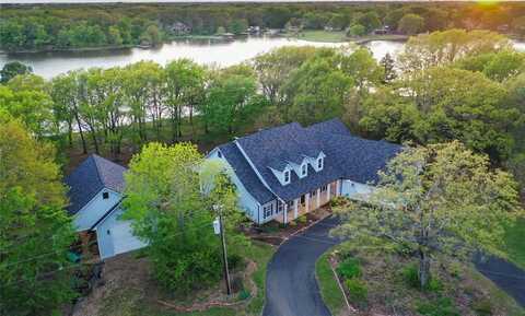 9635 N Park Drive, Bonham, TX 75418