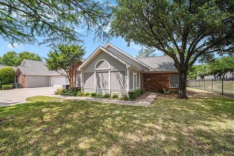 6132 Haley Lane, Fort Worth, TX 76132